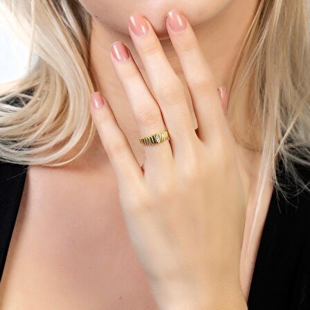 Beyaz Zirkon Taşlı Merdiven Tasarım Gold Renk Free Size 925 Ayar Gümüş Kadın Yüzük