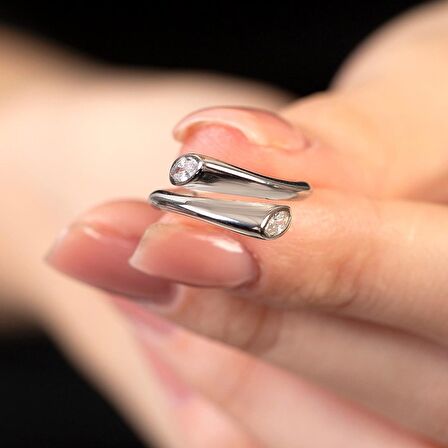 Beyaz Zirkon Taşlı Cats Eye Detaylı Silver Renk Free Size 925 Ayar Gümüş Kadın Yüzük