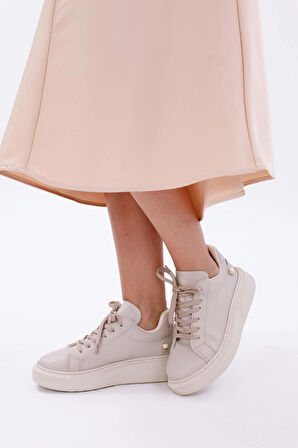 Kadın Bağcıklı Basic Sneaker Inci Detaylı Kalın Taban Spor Ayakkabı