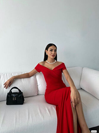 Rose's Boutiqe All About Women Kadın Dalgıç Kumaş Kayık Yaka Ve Dekolte Detaylı Elbise