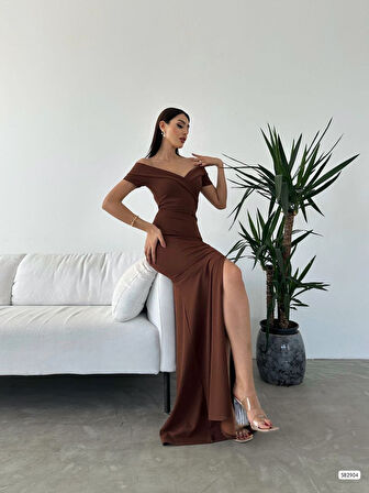 Rose's Boutiqe All About Women Kadın Dalgıç Kumaş Kayık Yaka Ve Dekolte Detaylı Elbise