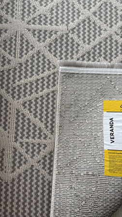 Atlas Halı Veranda RU07B Gri Krem Silinebilir Yumuşak Leke Tutmaz Antialerjik Bukle Halı