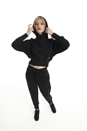 Siyah Spor Crop Sweatshirt