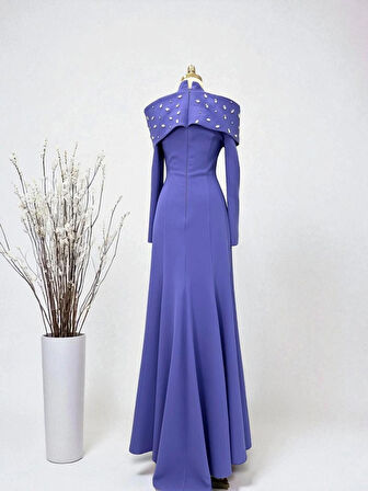 KREP YAKA TAŞ İŞLEMELİ KUYRUKLU ABİYE