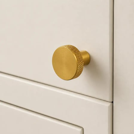 Özen 9129 Modeli Düğme Kulp Altın Rengi (Ö9129-D-05)