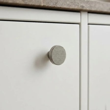 System Düğme Mobilya Kulbu Fırçalı Saten Renk 38mm Çap Tek Delikli Kulp (SY1910 0038 ELX2)