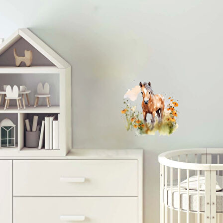 Bulutlu Manzaralı At Yavrusu Duvar Stickerı