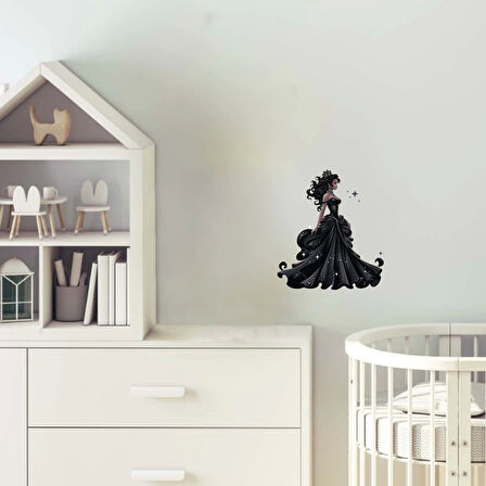 Siyah Elbiseli Prenses Duvar Sticker'ı