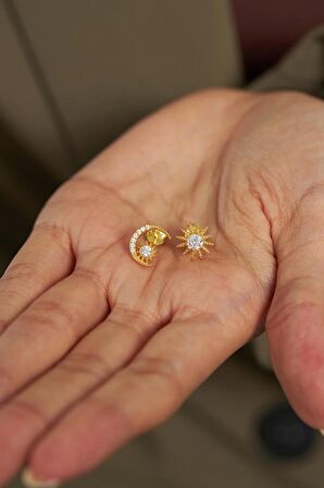 Zirkon Taşlı Gold Güneş Ay ikili Gümüş Küpe