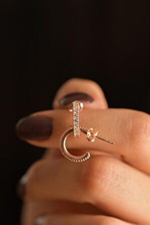 Zirkon Taşlı Rose Halka Model Çivili Gümüş Küpe (K)
