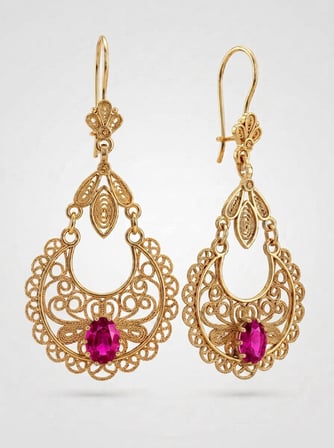 925 Ayar Gümüş Geleneksel Telkari İşlemeli Gold Fuşya Taşlı Sallantılı Küpe