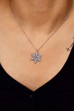 Zirkon Taşlı Rodyum Kar Tanesi Gümüş Kolye
