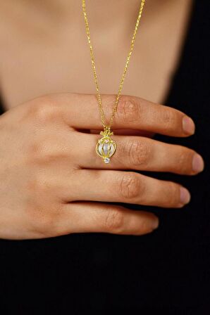 Zirkon Taşlı Gold Kalp Motifli İncili Kafes Gümüş Kolye