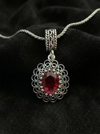 925 Ayar Gümüş Lal Taşlı Elişi Geleneksel Oval Telkari Kolye-Küpe 2'li Set