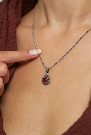 925 Ayar Gümüş Lal Taşlı Elişi Geleneksel Damla Telkari Kolye- Küpe 2'li Set