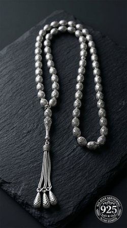925 Ayar Oval Kesim 3 Kamçılı Püskül Orta Boy Zırh Örgü Desenli Otantik Gümüş Tesbih 17,5Gr