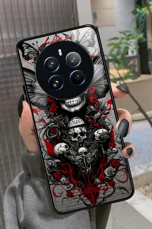 Realme 12 Uyumlu Kurukafa Posteri Tasarımlı Parlak Silikon Kılıf