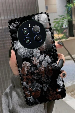 Realme 12 Uyumlu Beyaz Çiçek Tasarımlı Parlak Silikon Kılıf
