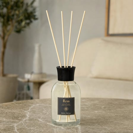 Bebek Pudrası 100 ml Bambu Çubuklu Oda Kokusu – Şeffaf Uzun Silindir Cam Şişe
