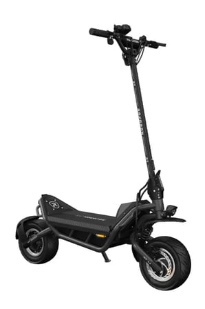Rovoron R7 Elektrikli Scooter 3.000 Watt  65 Km/s Menzil 120 Km Siyah