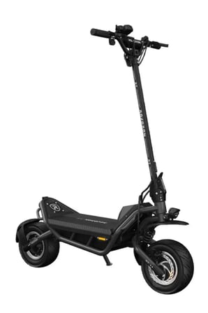 Rovoron R7 Elektrikli Scooter 3.000 Watt  65 Km/s Menzil 120 Km Siyah