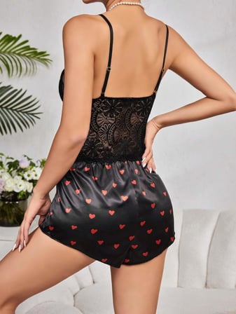 Kadın Siyah Kırmızı Kalp Desenli Saten Şort Pijama Takımı 2232