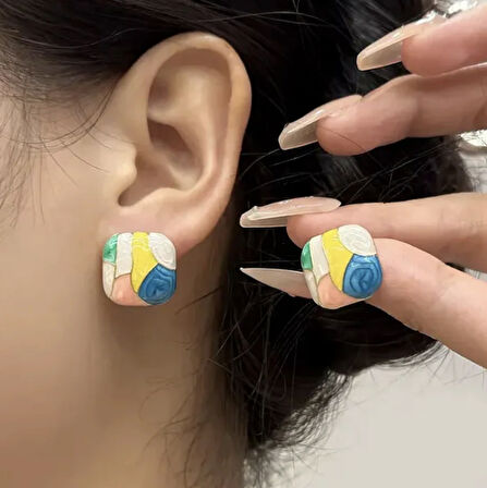 Karışık Renkli Geometrik Kübik Küpe