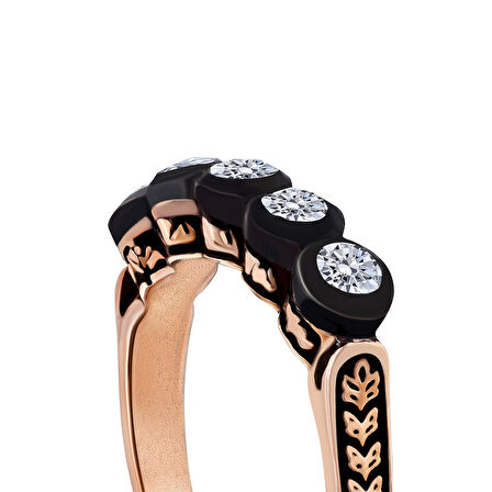 0.60 Karat Elmas Beştaş Yüzük