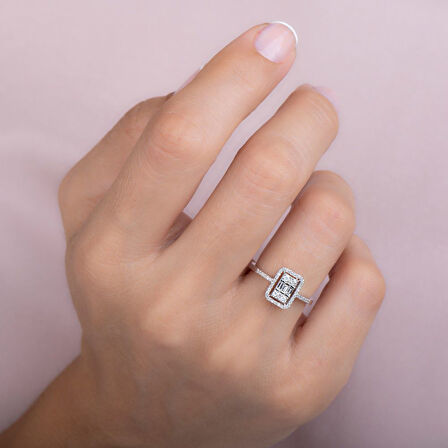 0.30 Karat Baget Taşlı Pırlanta Fantezi Yüzük