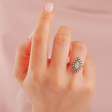 0.13 Karat Elmas Fantezi Yüzük