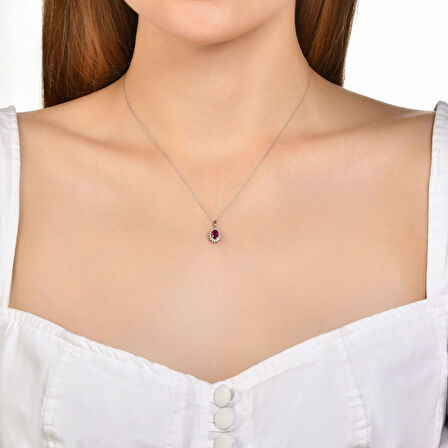 0.13 Karat Yakut Taşlı Pırlanta Kolye