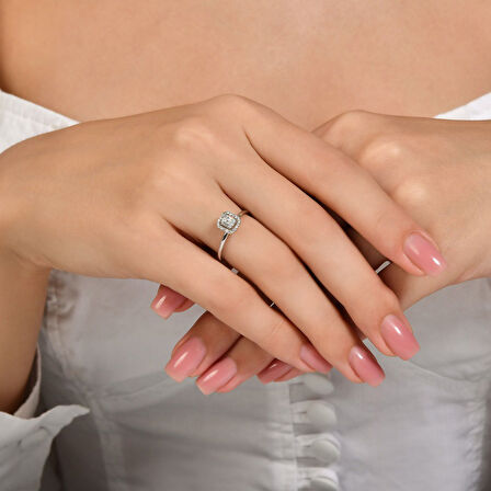 0.15 Karat Baget Pırlanta Yüzük