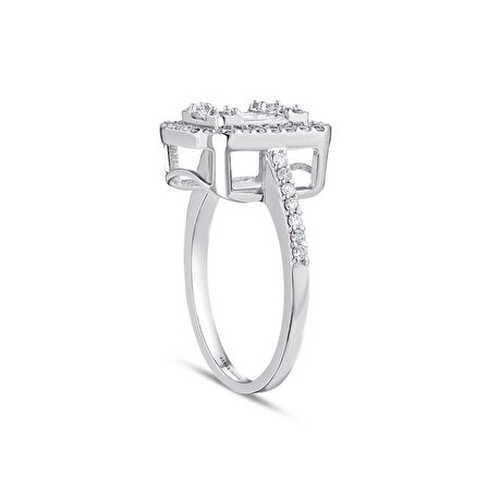 0.65 Karat Baget Pırlanta Yüzük