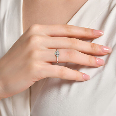 0.17 Karat Baget Taşlı Pırlanta Fantezi Yüzük