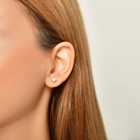 0.28 Karat Pırlanta Küpe