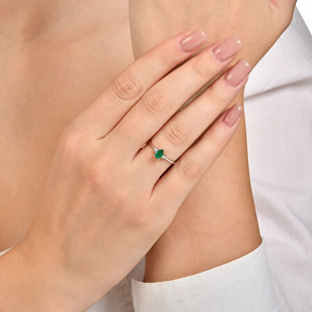 0.02 Karat Zümrüt Taşlı Pırlanta Fantezi Yüzük