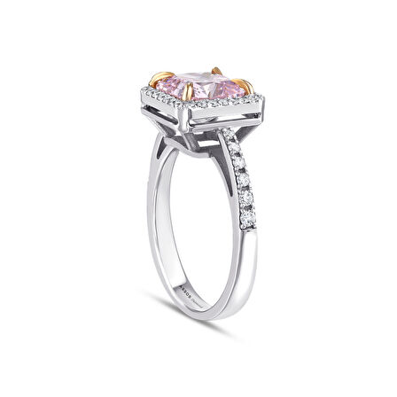 Pembe Topaz Taşlı Pırlanta Yüzük