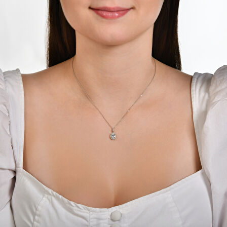0.10 Karat Topaz Taşlı Pırlanta Kolye