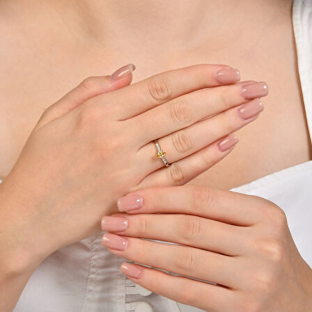 0.05 Karat Sarı Topaz Taşlı Pırlanta Yüzük