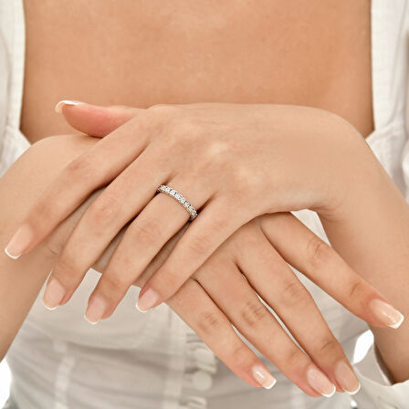 0.25 Karat Pırlanta Yarım Tur Yüzük