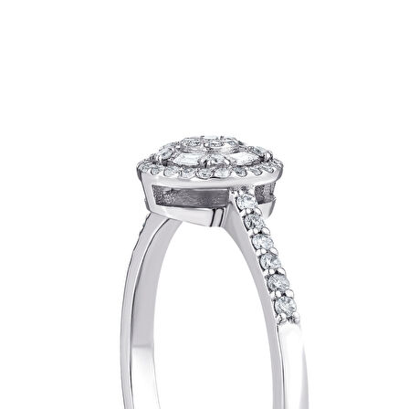 0.24 Karat Baget Taşlı Pırlanta Yüzük