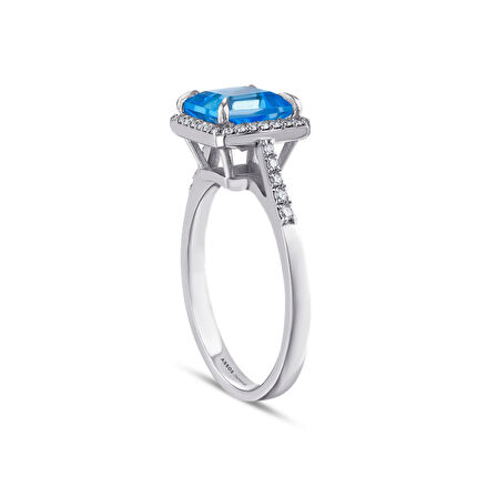 0.17 Karat Mavi Violet Taşlı Pırlanta Yüzük