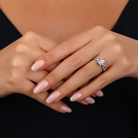 0.25 Karat Pırlanta Fantezi Yüzük