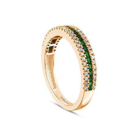 0.22 Karat Prenses Kesim Zümrüt Taşlı Pırlanta Yüzük