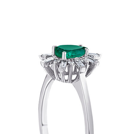 0.15 Karat Zümrüt Taşlı Pırlanta Yüzük