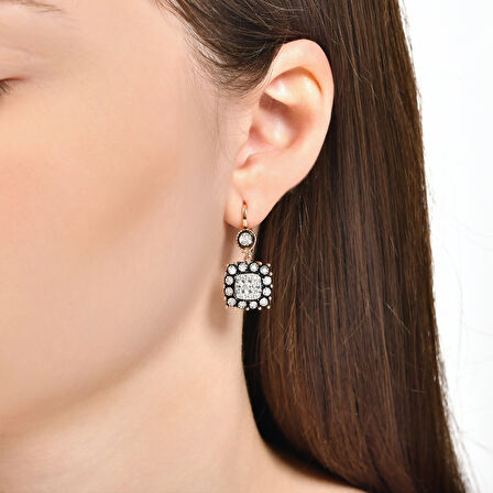 0.34 Karat Elmas Fantezi Küpe