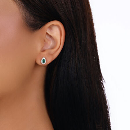 0.30 Karat Zümrüt Taşlı Pırlanta Küpe