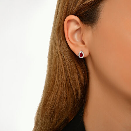 0.30 Karat Yakut Taşlı Pırlanta Küpe