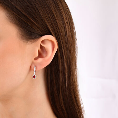 0.50 Karat Yakut Taşlı Pırlanta Küpe