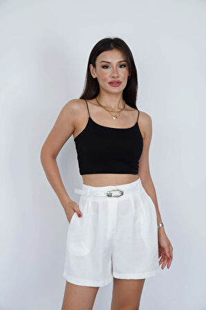 Kadın Beyaz Kemerli Şort